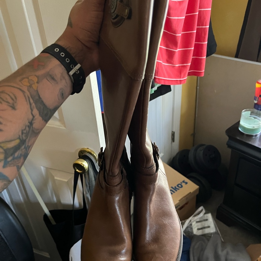 Woman boots